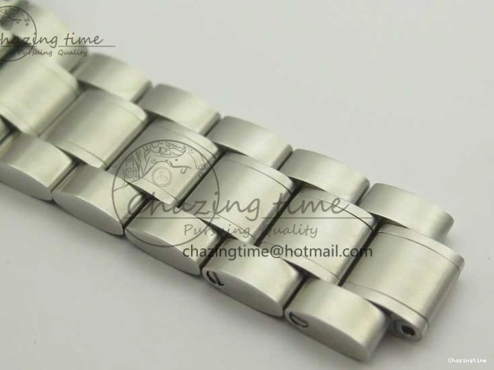 1225 ComfortFit Speedmaster SS “Speedy Tuesday” OMF Best Edition Black Dial on SS Bracelet Manual Winding Chrono Movement 7994